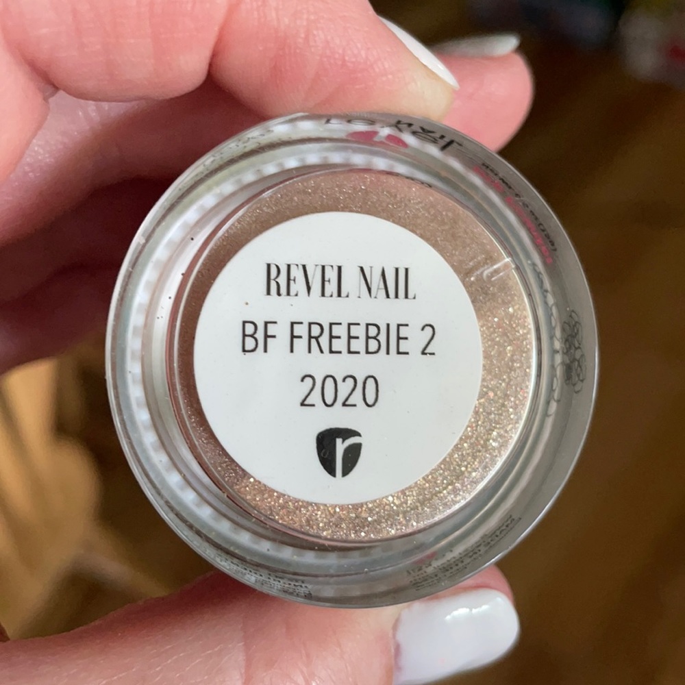 Revel Nail Dip Powder- BF Freebie 2